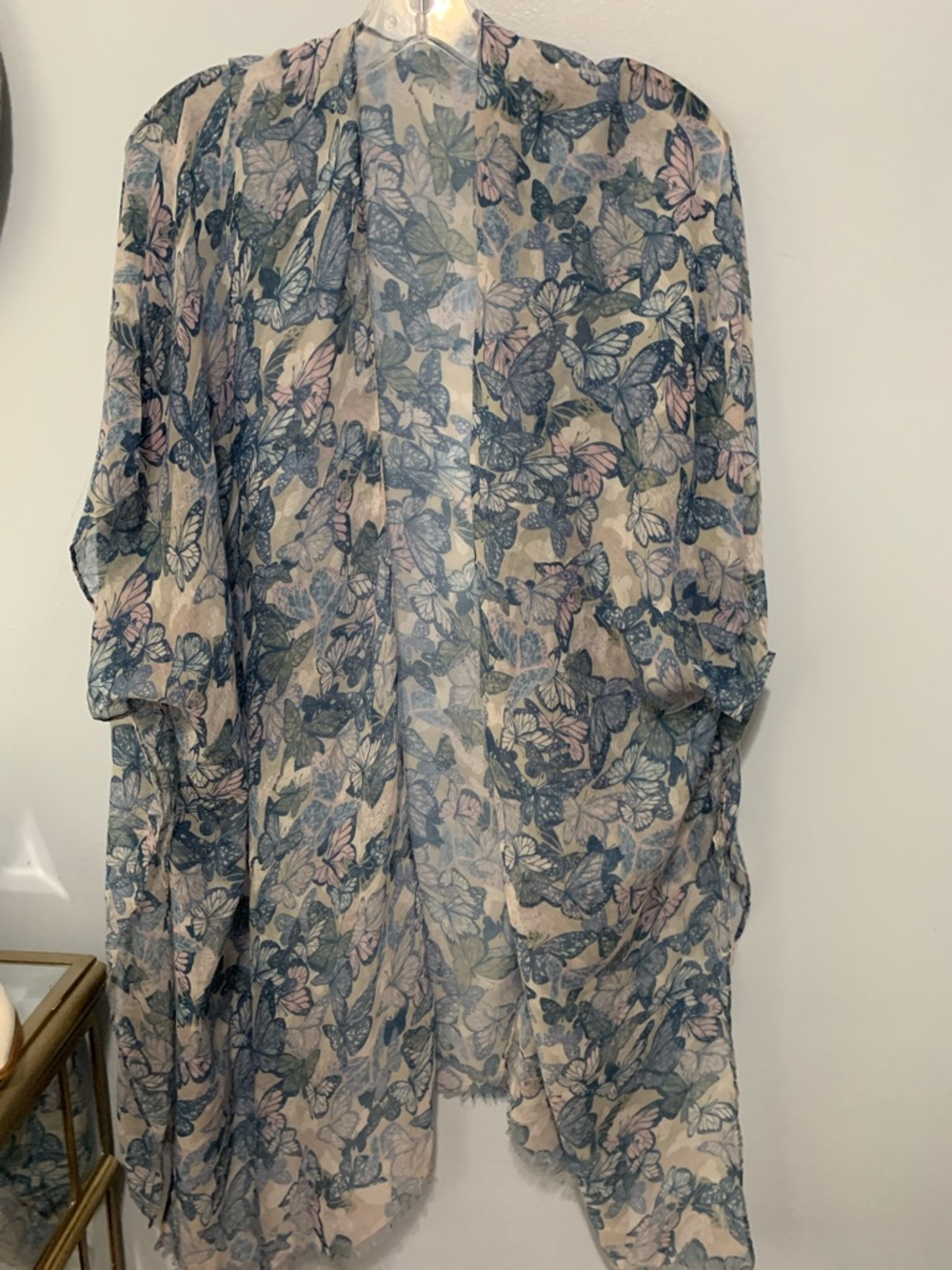 Sheer Floral Kimono butterfly print - Picture 2 of 5